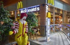 McDonald’s net profit in 2024 will fall by 3%, continuing to increase the value of the China market, and plans to add nearly a thousand new restaurants during the year